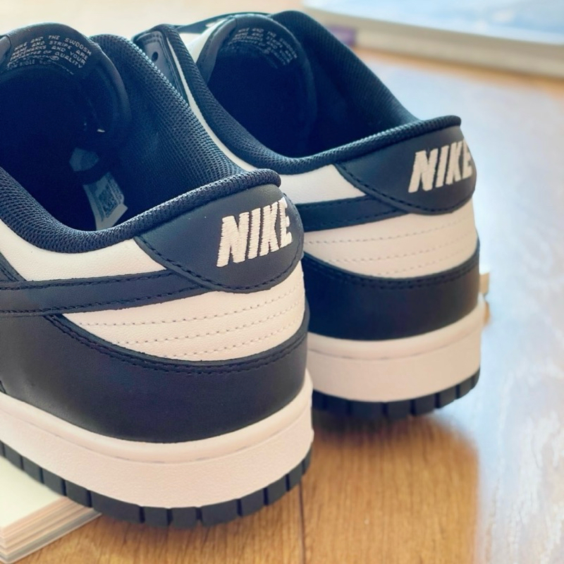 [สินค้าพร้อมส่ง ] Nike Dunk Low Retro “White Black” Panda ของแท้ 100%