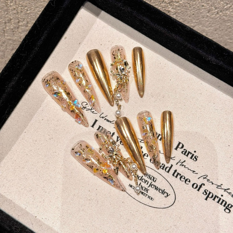 Golden Rococo Handmade A2146เพชรบุชชี่ลาติสีทองทําด้วยมือบริสุทธิ์แสงหรูหราสวมใส่เล็บระดับไฮเอนด์นิชผลิตภัณฑ์สําเร็จรูป