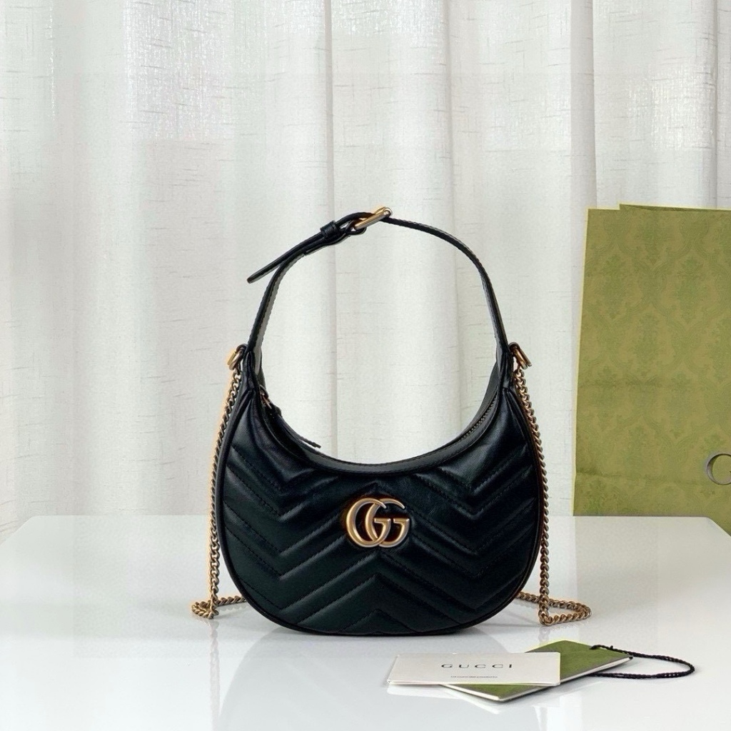 Gucci GG Marmont series หนัง half-moon กระเป๋าใต้วงแขนกระเป๋าถือสีดำกระเป๋าสะพายสตรี