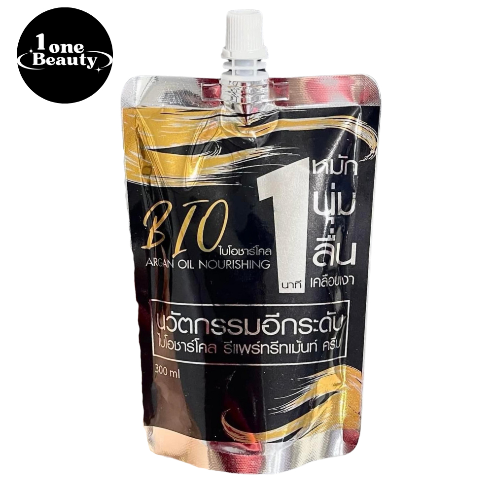 ทรีทเม้นท์ไบโอชาร์โคล ฟื้นฟูผมพังจากการทำสี เหมาะกับทุกสภาพผม หมัก นุ่ม เคลือบเงา ภายใน1นาที ขนาด 300ml. By OneBeauty