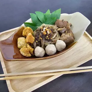 มีฮาลาล!- ซอสก๋วยเตี๋ยวเรือแห้ง หวานน้อยแต่อร่อยมาก สูตรพริกคั่วโบราณแท้ อร่อยครบรสไม่ต้องปรุงเพิ่ม