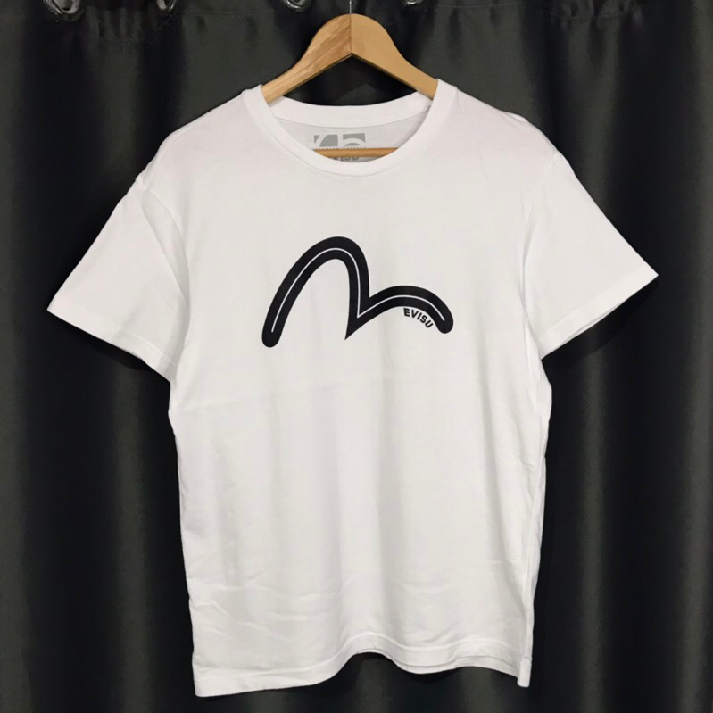 เสื้อยืด EVISU     .
