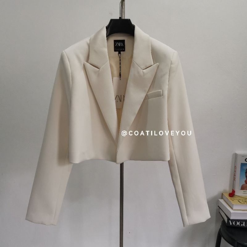 ZARA​ CROP​PED​ BLAZER​