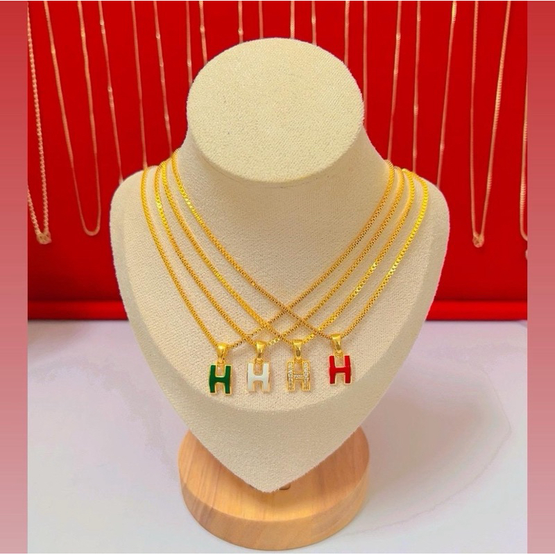 สร้อยคอพร้อมจี้ H 18,20 นิ้ว