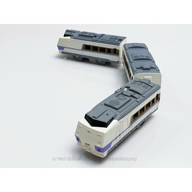 รถไฟtomy รุ่น S 13 KIHA 183 SKY HAWK ซึ่งปัจจุบันไม่มีผลิตแล้ว