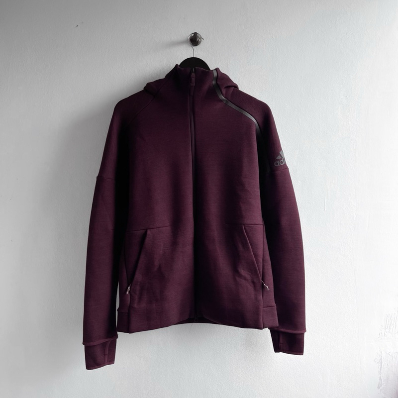 เสื้อฮู๊ดดี้ Adidas Athletics ZNE 2 Hoodie In Burgundy แท้มือสอง100%