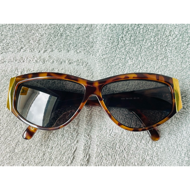 แว่นตาแบรนดัง Vintage Sunglasses GIANNI VERSACE 389  Large 1990's Made In Italy