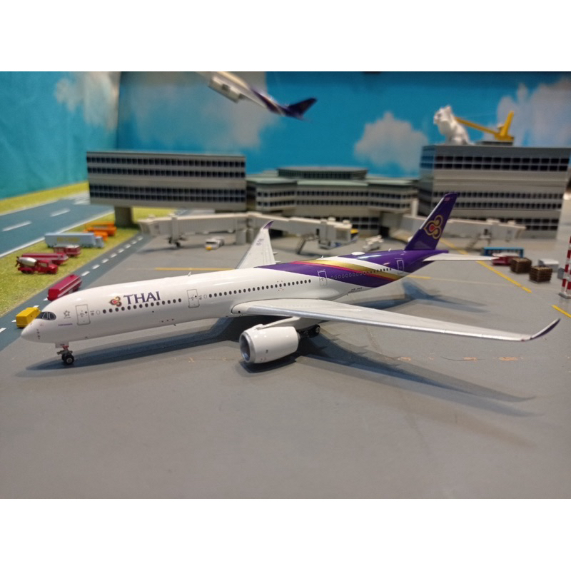 Phoenix Model 1:400 Thai Airways A350-900 HS-THS