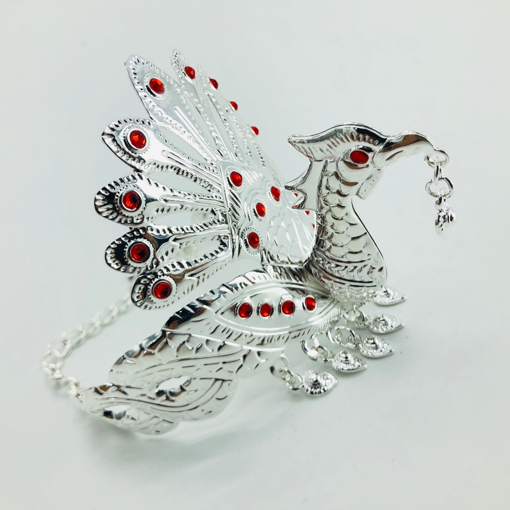 รัดแขนสีเงินและสีทอง สไตล์ไทย สวมใส่ทำการแสดง ประดับชุด