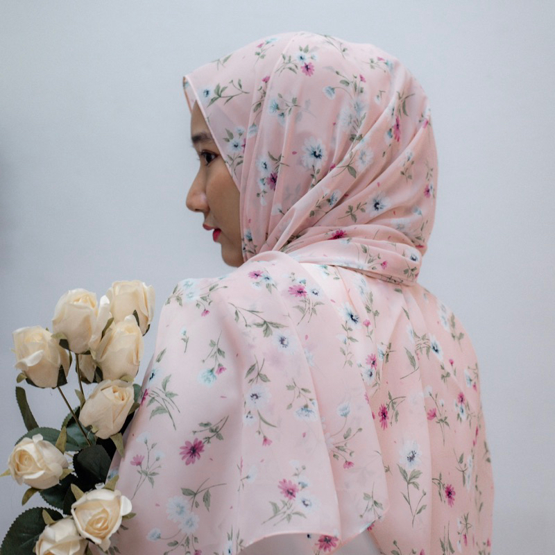 Narida hijab ฮิญาบพิมพ์ลายดอกไม้ สีชมพู ผ้าพัน พ้าสามเหลี่ยม