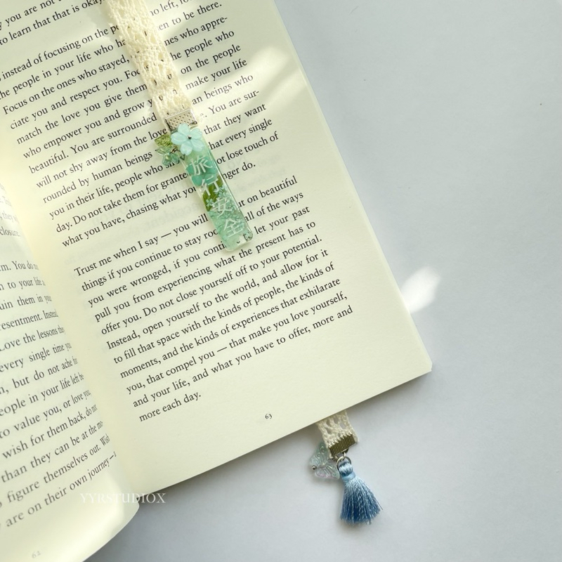 [made to order] Ribbon bookmark ที่คั่นหนังสือริบบิ้นลูกไม้ เรซินดอกไม้แห้ง*สั่งทำไม่มีของพร้อมส่ง ·͜·♡ yyrstudiox～