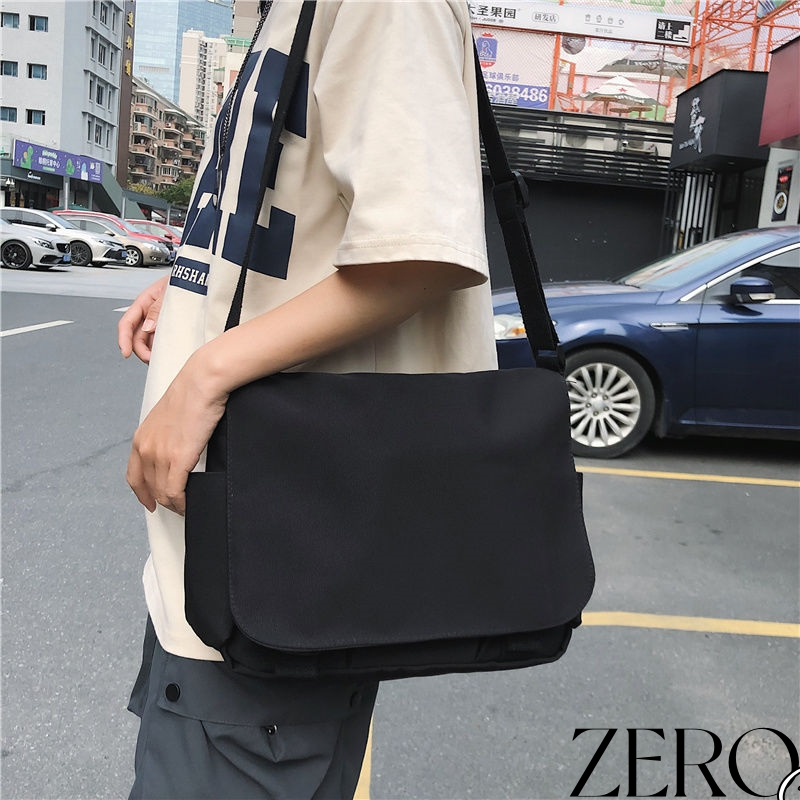 กระเป๋าผ้าแคนวาส สะพายข้าง ทรงเมสเซนเจอร์ จุของได้เยอะ สไตล์ญี่ปุ่น สําหรับนักเรียนชาย และหญิง