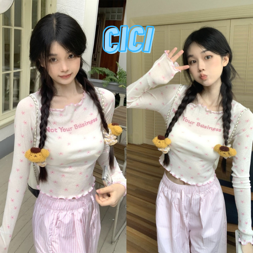 Cici(NO.1366) เสื้อคอยูแขนยาว detail แต่งลายดอกไม้พร้อมสกรีนลายลูกเล่นตรงแขนและชายเสื้อสไตล์เกาลี