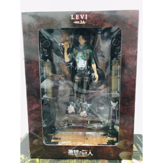 Attack On Titan Brave Act Levi 1/8 PVC Statue Ver 2a by Sentinel