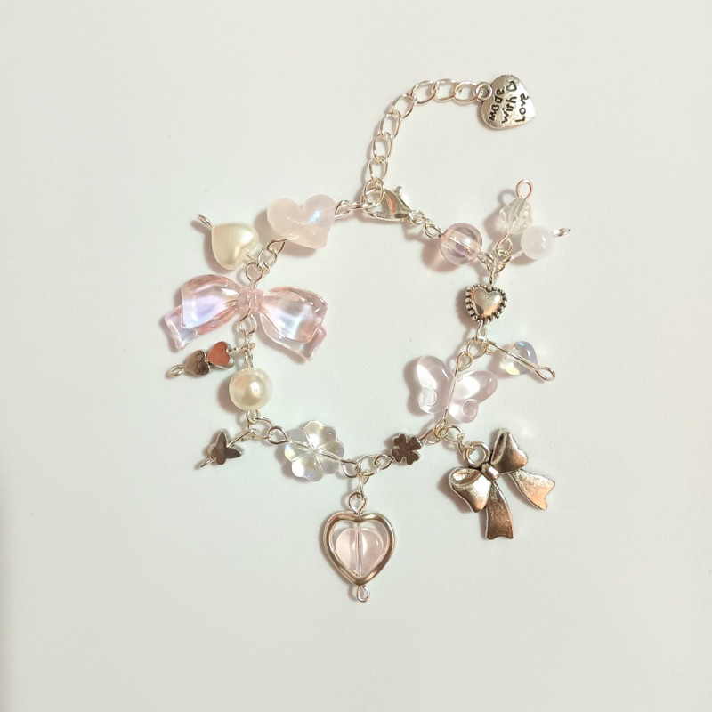 Sweet pink(โบว์ชมพู)กำไลลูกปัด มุก สร้อยข้อมือ  Bracelet