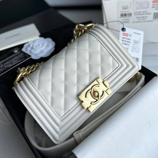 กระเป๋าสะพายกระเป๋าchanel 20 CM IN CAVEAR  GHW  - งานสุดสลับเเท้หนังอิตาลี