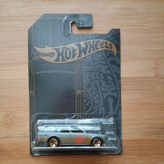 Hotwheels​ Datsun​ Bluebird​wagon​ 510 van