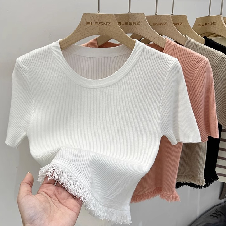เสื้อคอกลมไหมพรม 6 สี เสื้อยืดแขนสั้นผู้หญิงสีพื้น ผ้านุ่มมาก ไม่หด ไม่ต้องรีด ใส่สบาย ลำลอง คอกลม สไตล์เกาหลี