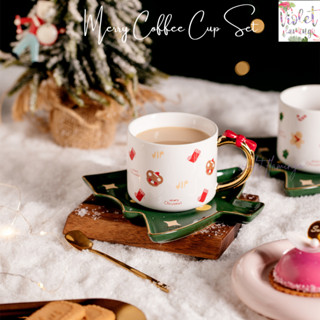 Violet Flamingo เซ็ตแก้วกาแฟและจานขนมทรงต้นคริสมาสต์ แถมช้อนคน Merry Coffee Cup Set