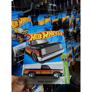 hotwheel basic car 83 Chevy silverdo