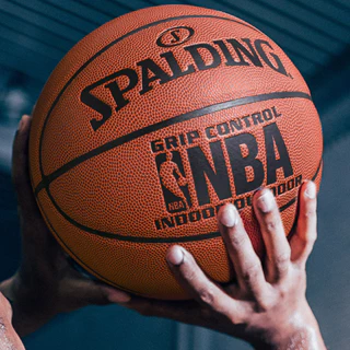 SPALDING ลูกบาสBasketball ลูกบาสเกตบอลเบอร์ 7 ทำจากหนัง PU คุณภาพสูง สามา