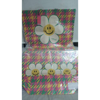 พร้อมส่ง Wiggle Reusable Shopper Bag ลายดอกๆไม้ size Lจากเกาหลี