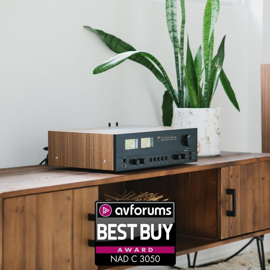 NAD C3050 Stereophonic Amplifier