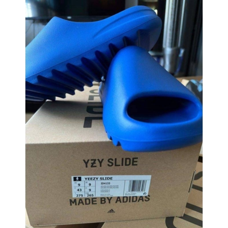 📌สีหายาก รองเท้าแตะ yeezy slide 📌มีกล่อง📦 ผิวหยาบ พื้นโลโก้ ด้านในปั้ม มีป้ายQR CODE รองเท้าแตะไซส์ใหญ่ นุ่มสบาย⭐️