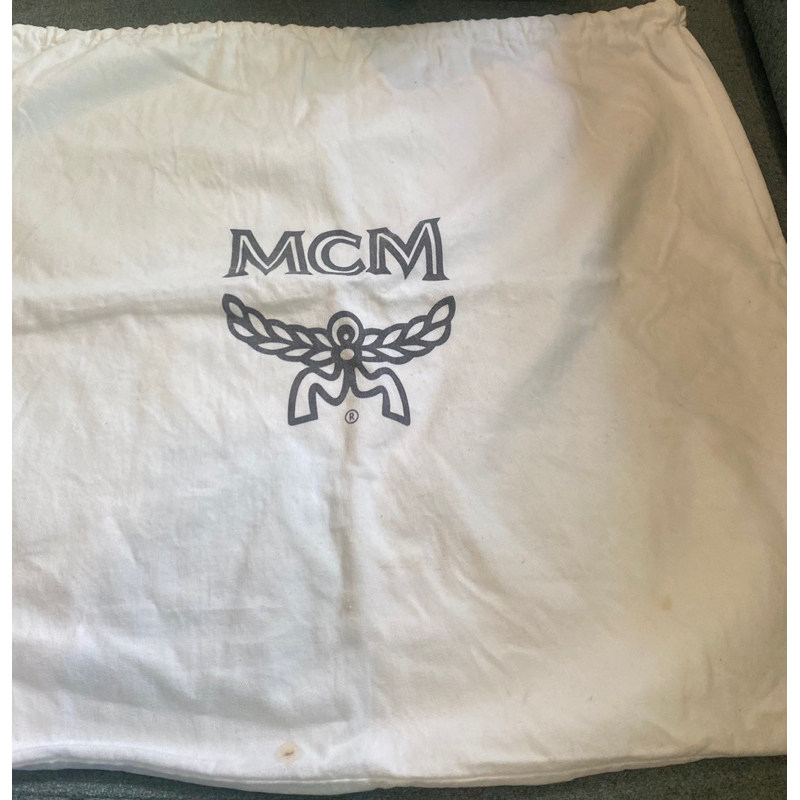 ถุงผ้าเชือกรูดMCMแท้ ขนาด 52*46 cm มือสอง ใส่กระเป๋า ผ้าดิบสีขาวออฟไวส์มือสอง
