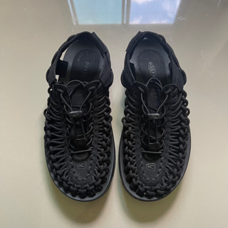 KEEN UNEEK สี BLACK/BLACK ของแท้ มือ 1 ไม่มีกล่อง Sz.37 พร้อมส่ง