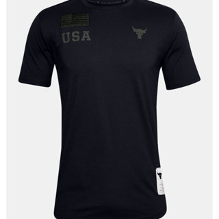 ใหม่แท้ นําเข้า พร้อมส่ง✅ Under Armour UA Mens ProjectRock Veterans Day T-Shirt เสื้อยืด แขนสั้น เดอะร็อก ของแท้ 13709