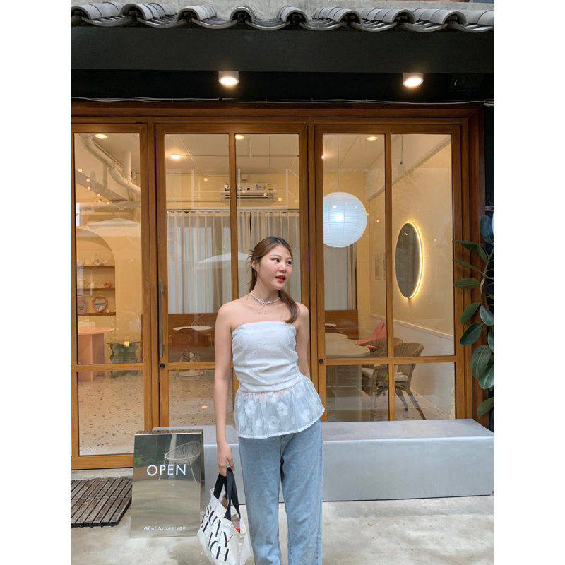 Basicgirl brand | Moji top เกาะอกผ้าแก้วอัดลายดอกไม้ + โชคเกอร์ดอกไม้