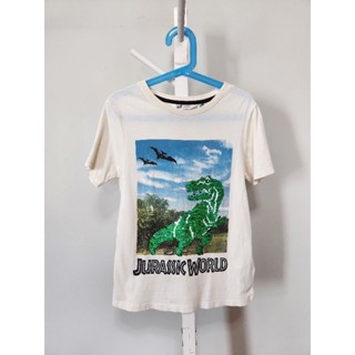 เสื้อยืดเด็กลาย jurassic world ของ H&amp;M แท้