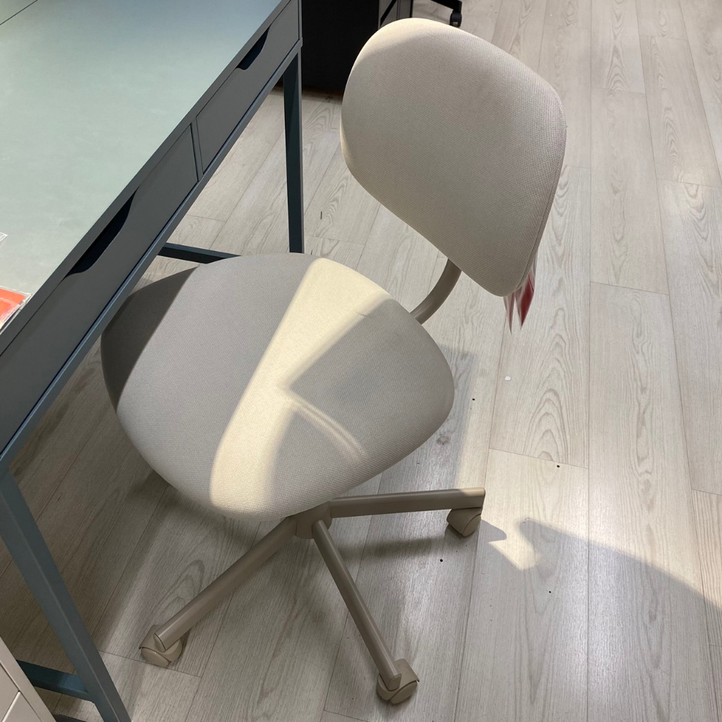 เก้าอี้ทำงาน อีเคีย แบบหมุนได้ มีหลายแบบให้เลือก อีเคียแท้ - รูปที่ 3