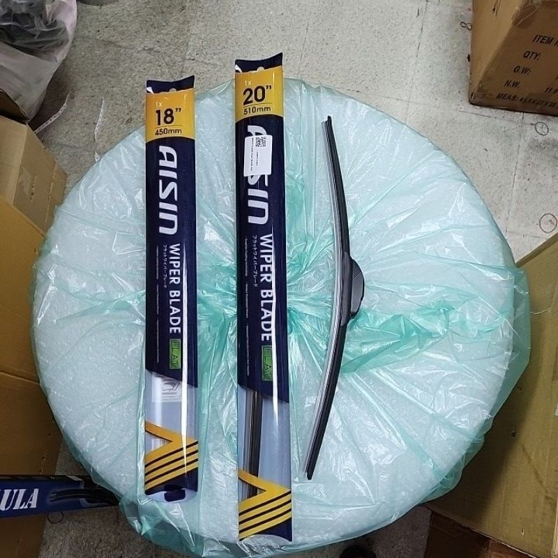 ใบปัดน้ำฝน ใบปัด aisin 18นิ้ว 450มม และ 20นิ้ว 510มม  1คู่ 2ใบ