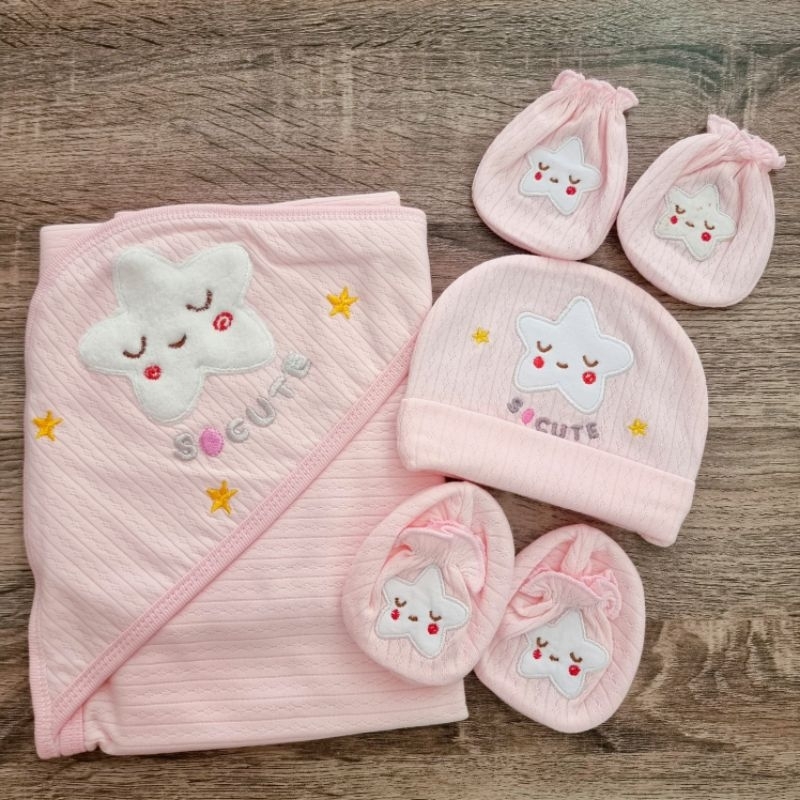 Little home baby ผ้าห่อตัวพร้อมหมวก+ถุงมือ+ถุงเท้า แรกเกิด-3เดือน