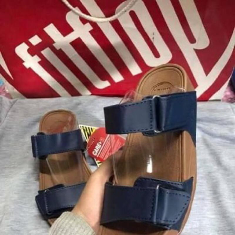 รองเท้า ฟิบฟอบ  fitflop สวมหนังเข็มขัด size 36 37 38 39 40 รุ่นหนังปรับสายได้
