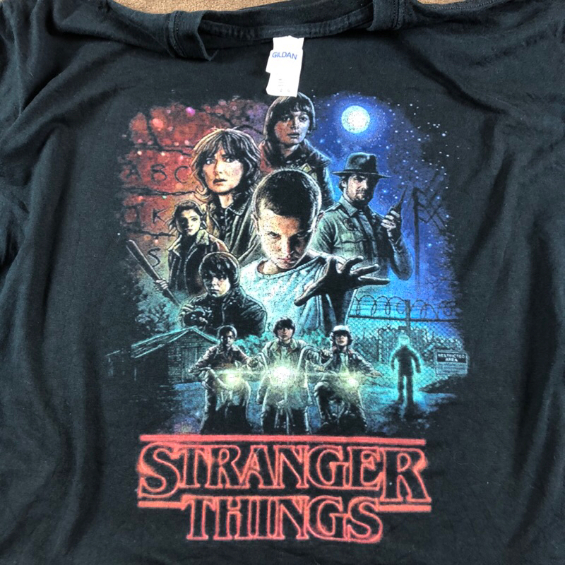 เสื้อมือสอง หนังสยองขวัญ Stranger Things