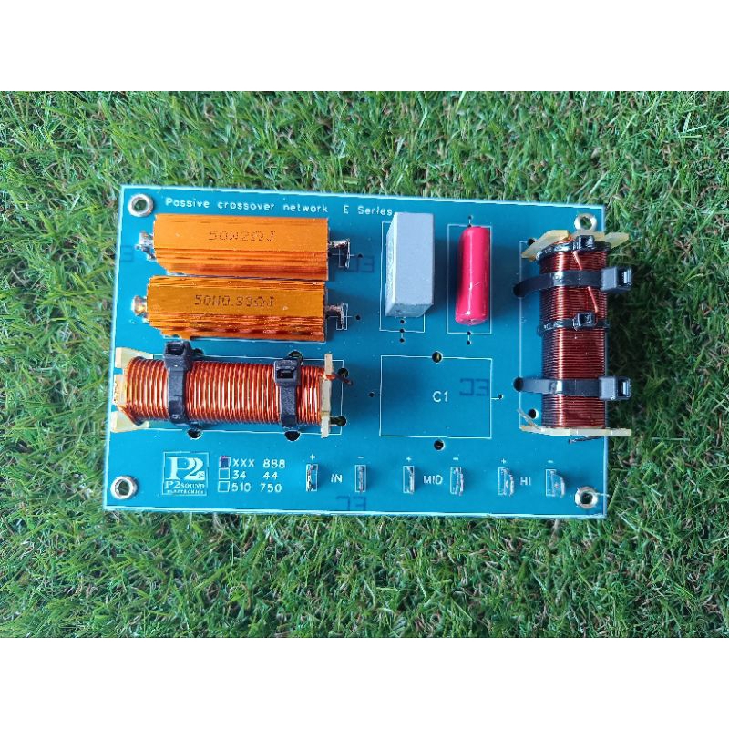 เน็ตเวิร์คลำโพง1*1 กลาง1แหลม1 (แหลมใช้สำหรับหัวจรวจทุกรุ่น เช่น888 777 และอื่นๆ)