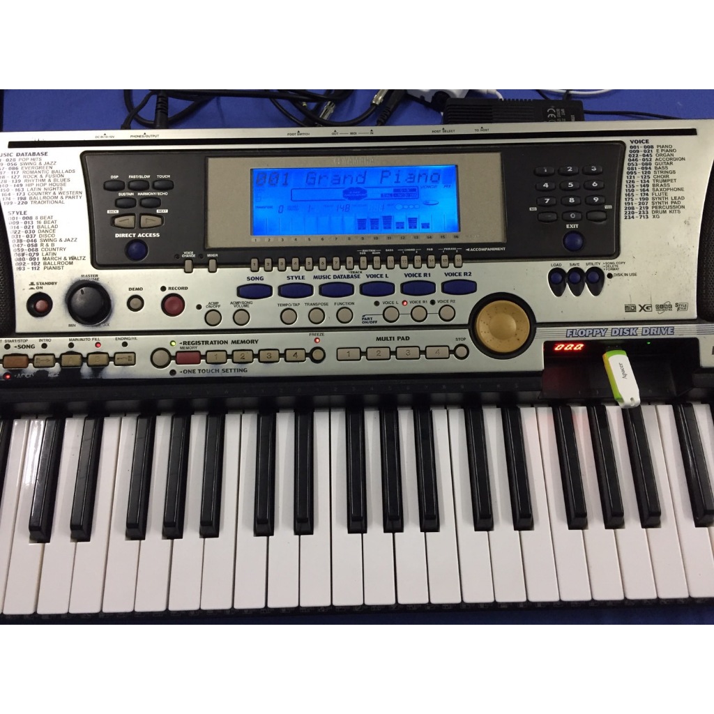 คีย์บอร์ด Yamaha PSR 550 (มือสอง) +เปลี่ยนหัวอ่านเป็น USB แล้วพร้อมจังหวะไทย 7 แทร็ค ครบชุด+เสียงแต่ง ทักแชทเพื่่อชมคลิป