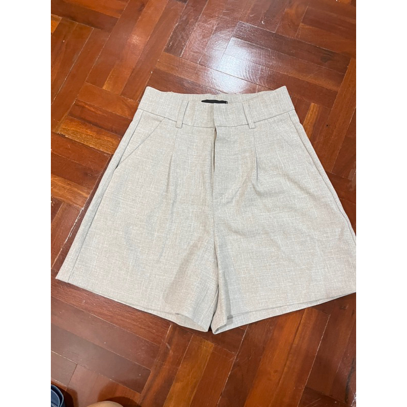 F8กางเกงขาสั้นPromthongน้ำตาลอ่อน