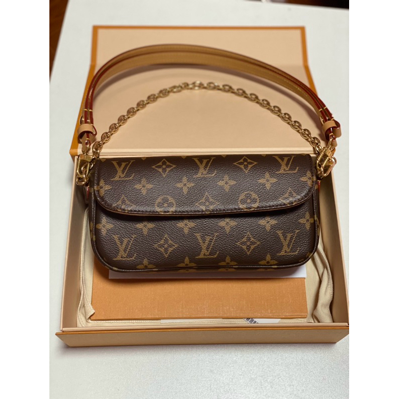 louis vuitton รุ่น ivy