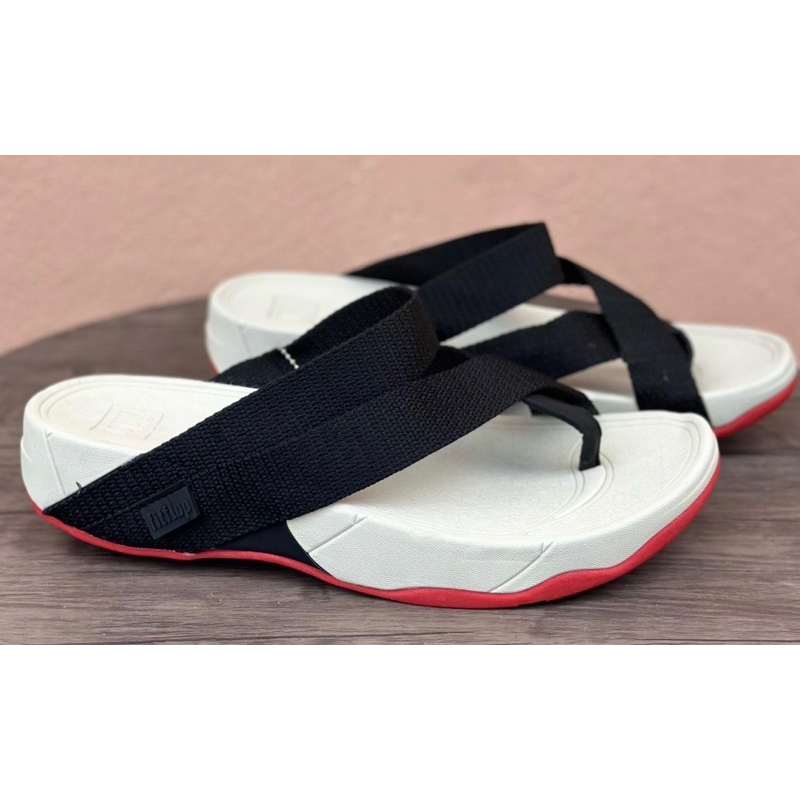 รองเท้าเเตะ fitflop สลิงรุ่นใหม่ สวย ใส่ได้ทั้ง หญิงและชายไซร้ 36----44