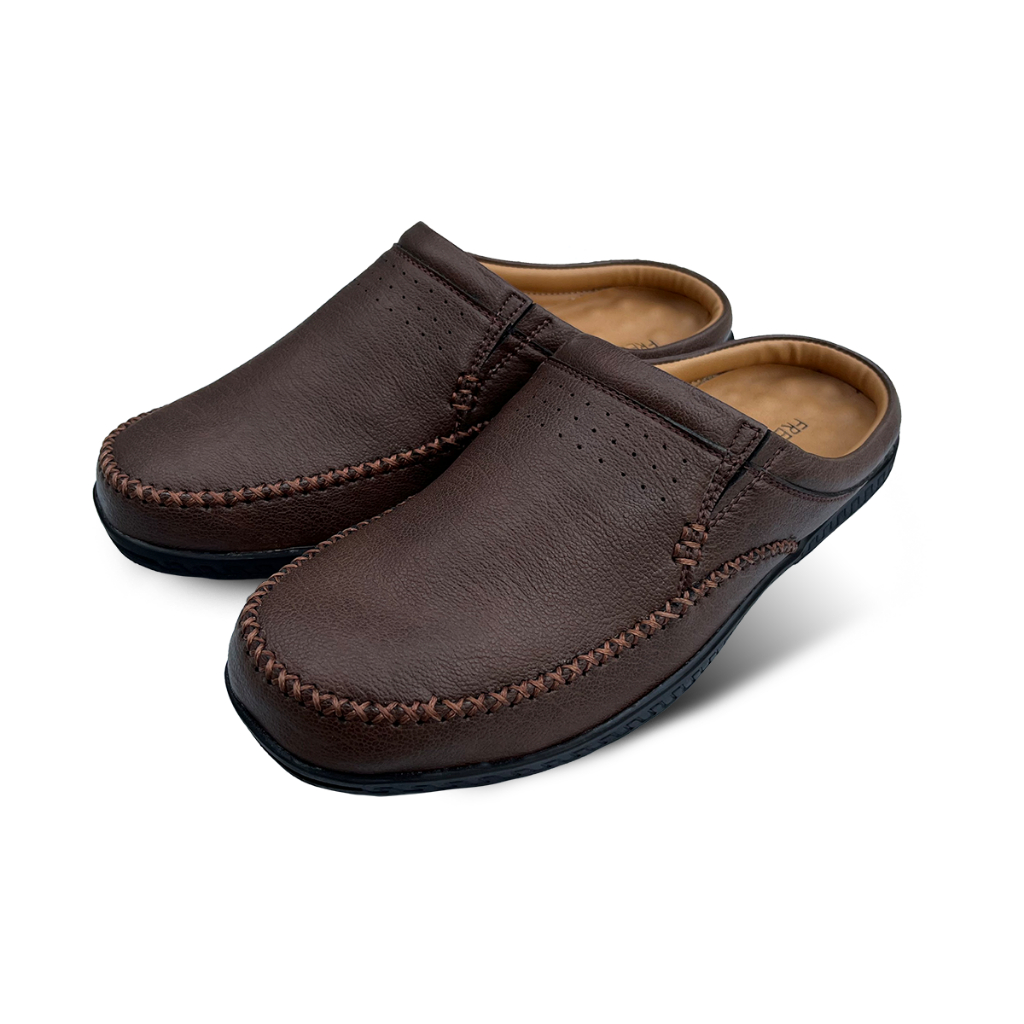 FREEWOOD OPEN HEEL CASUAL SHOES รองเท้าลำลองผู้ชาย หนังแท้ แบบเปิดส้น รุ่น 79-6281 สีดำ / น้ำตาล / เผือก