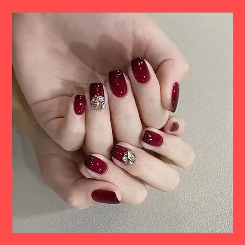 เล็บปลอม ผลิตภัณฑ์ใหม่ [DD205]เล็บแฟชั่น สไตล์ฝรั่งเศส แฟลชเจาะ เล็บปลอม