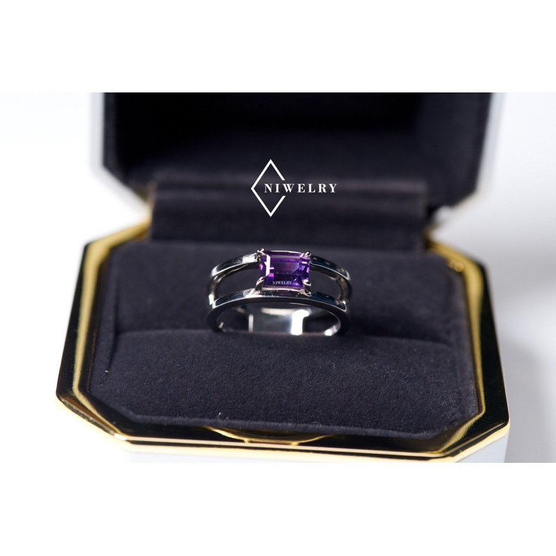 แหวนพลอยแท้ รุ่น Double Line Octagon พลอยอเมทิสต์ Amethyst ตัวเรือนเงินแท้ชุบทอง แจ้งไซส์ในข้อความ พร้อมใบรับประกัน