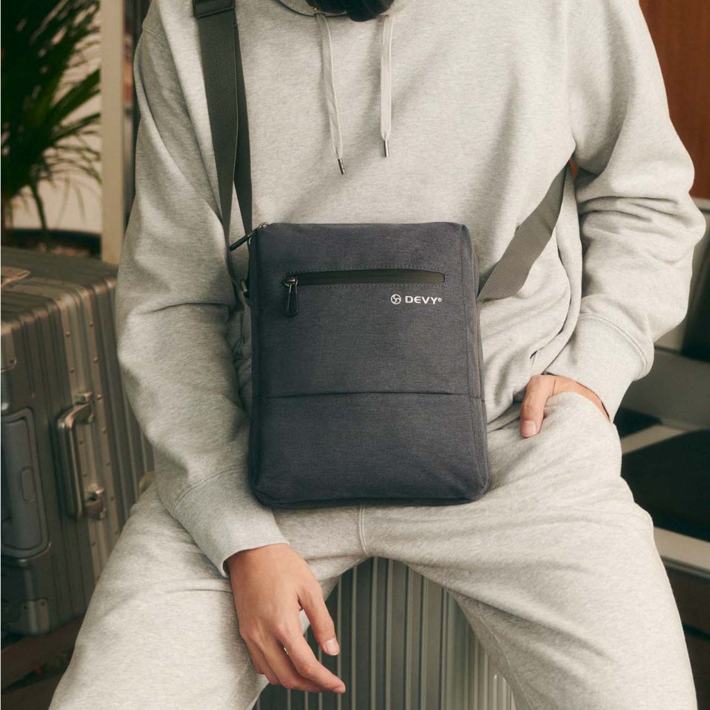 กระเป๋าสะพายข้าง DEVY CITY BOY
