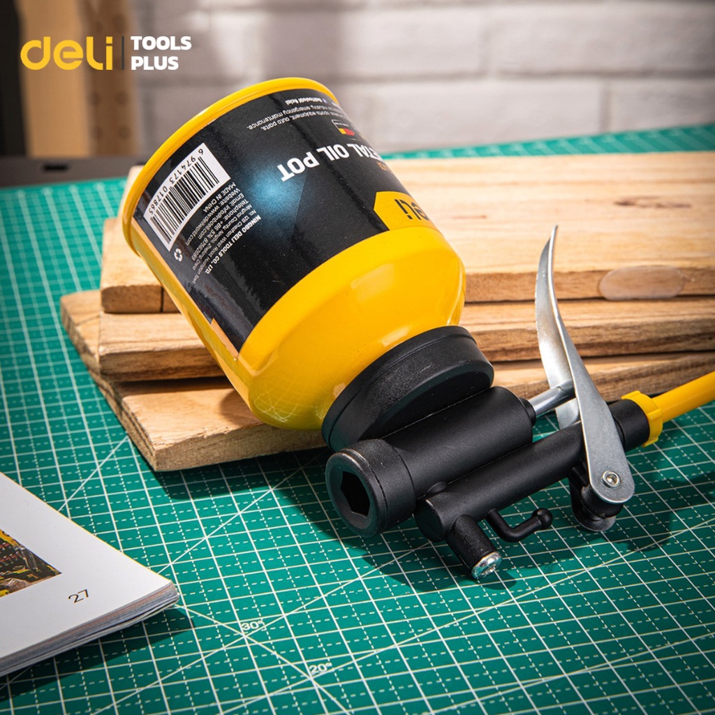 Deli กาหยอดน้ำมันเครื่อง กาน้ำมันเครื่อง 180ml สำหรับหยอดน้ำมันเครื่อง พ่นน้ำมันได้ดี Oil Gun - รูปที่ 3