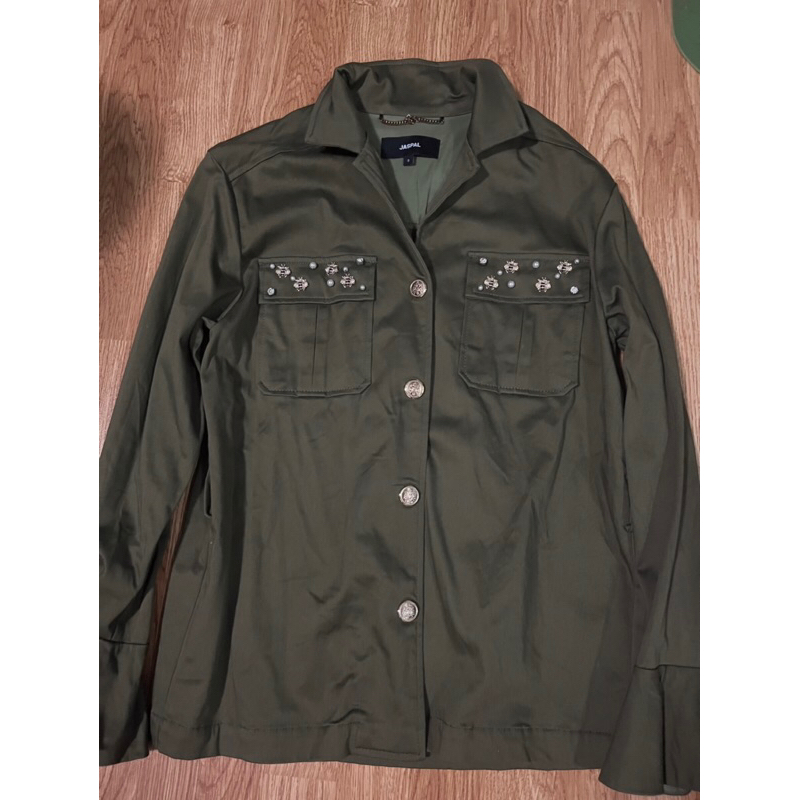 เสื้อเชิ้ตผึ้งJaspal