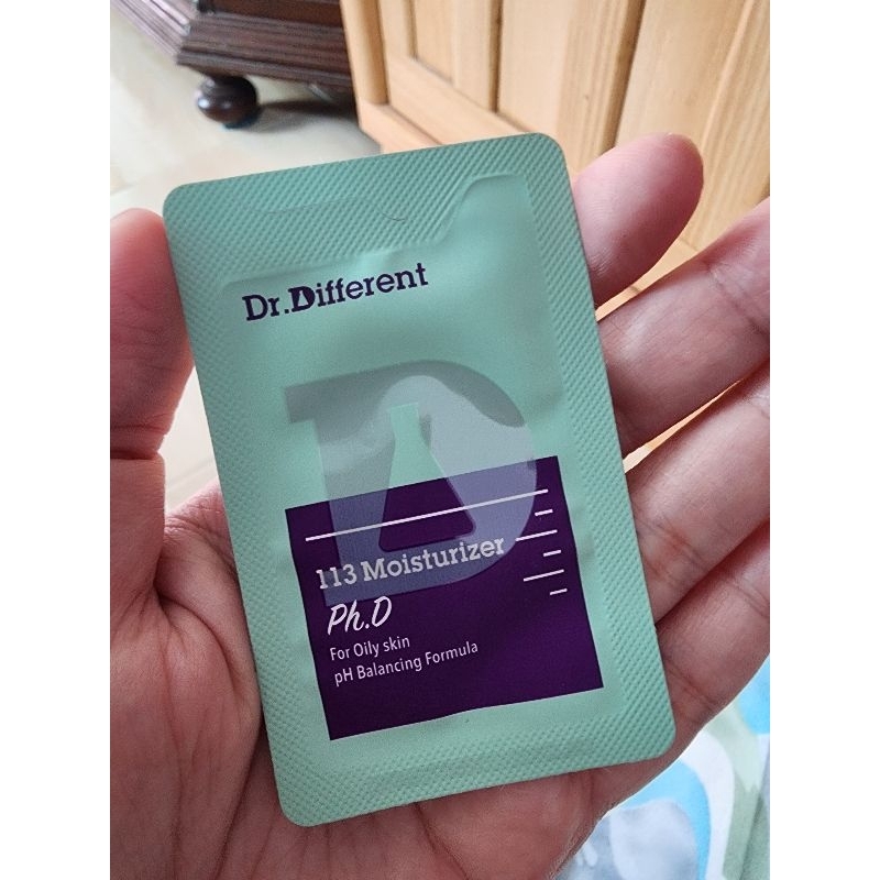 dr.different 113 moisterizer for oily skin